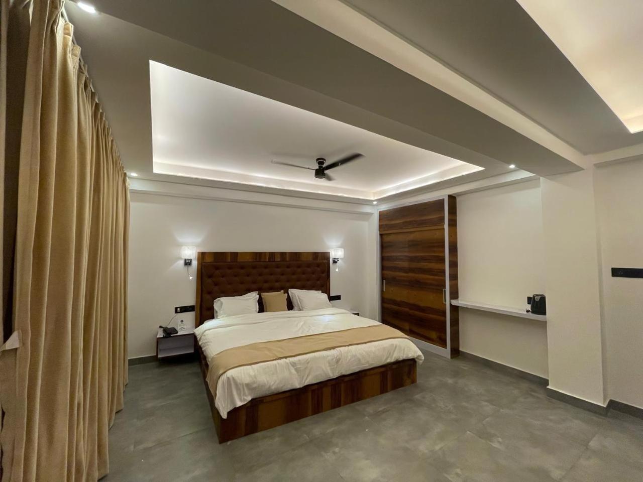 Blue Angel Guest House Shillong Ngoại thất bức ảnh