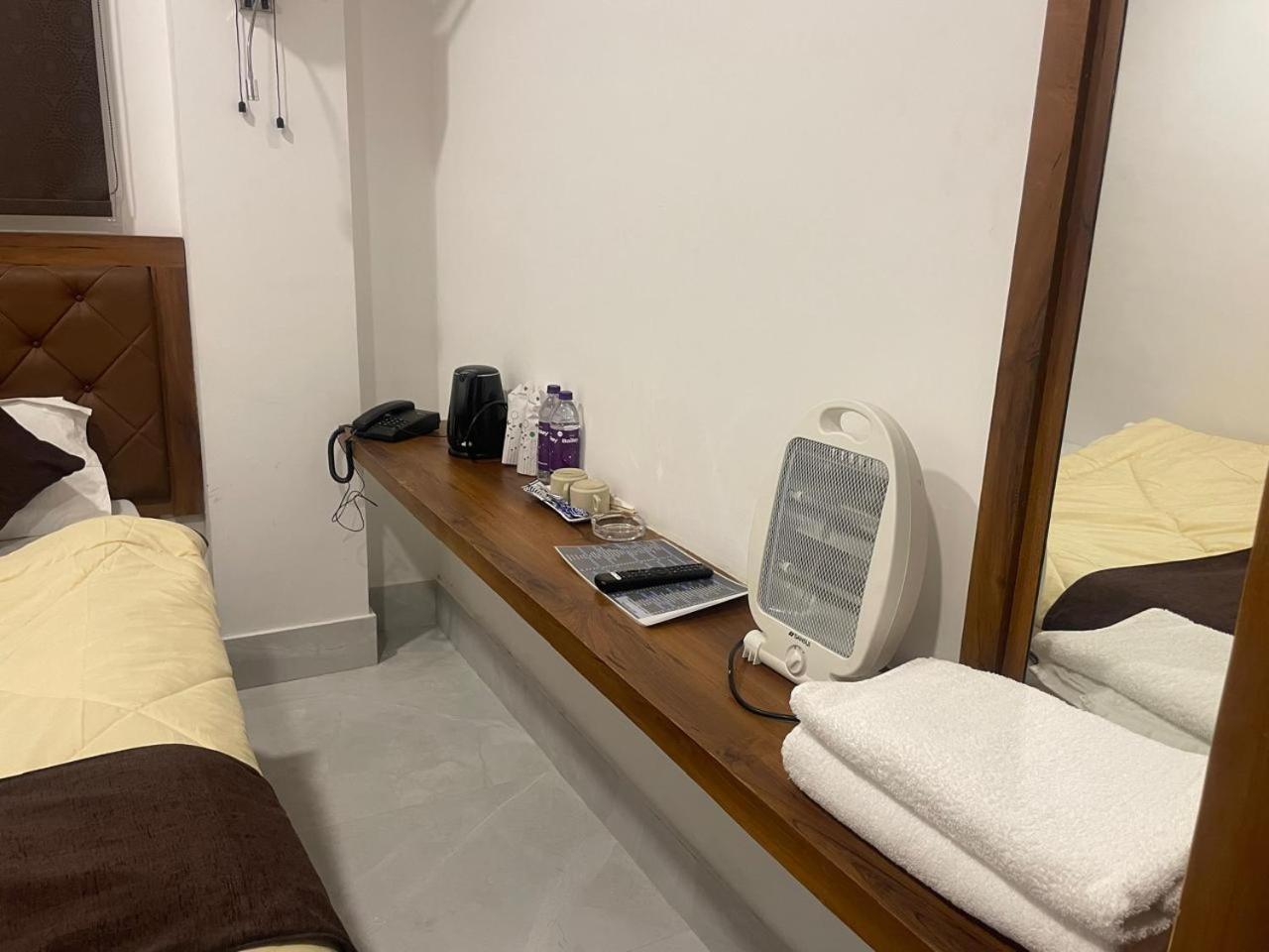Blue Angel Guest House Shillong Ngoại thất bức ảnh